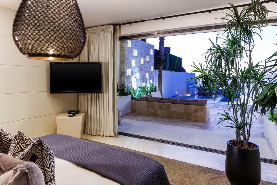 Ultra Exclusive Beachfront Villa Just Steps From The Sand With Butler Included San José del Cabo المظهر الخارجي الصورة
